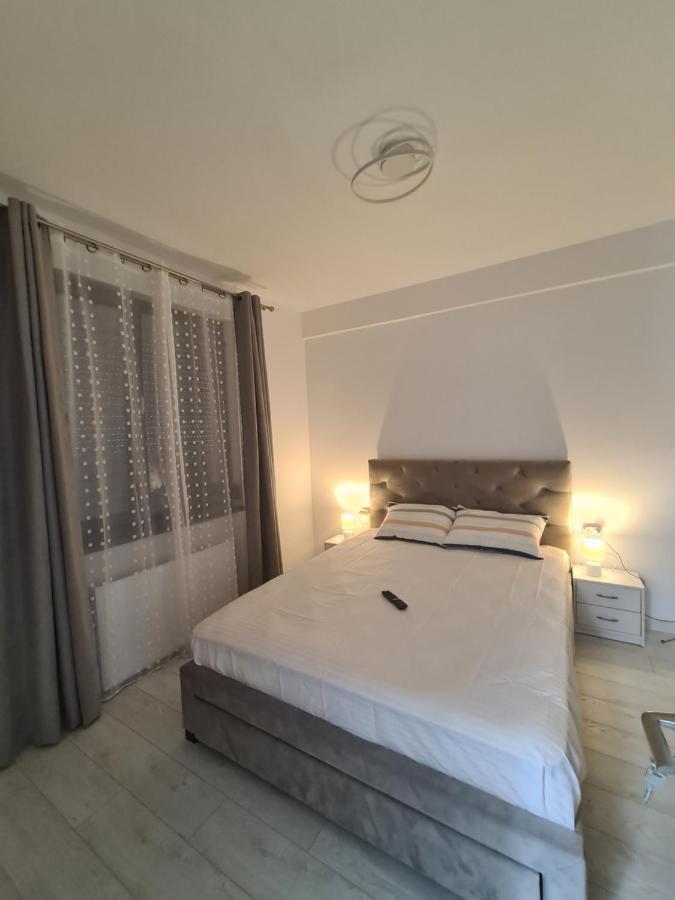 Vladimir Residence Mamaia Nord Неводарі Екстер'єр фото