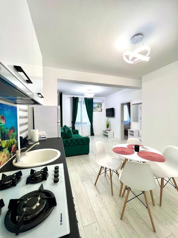 Vladimir Residence Mamaia Nord Неводарі Екстер'єр фото